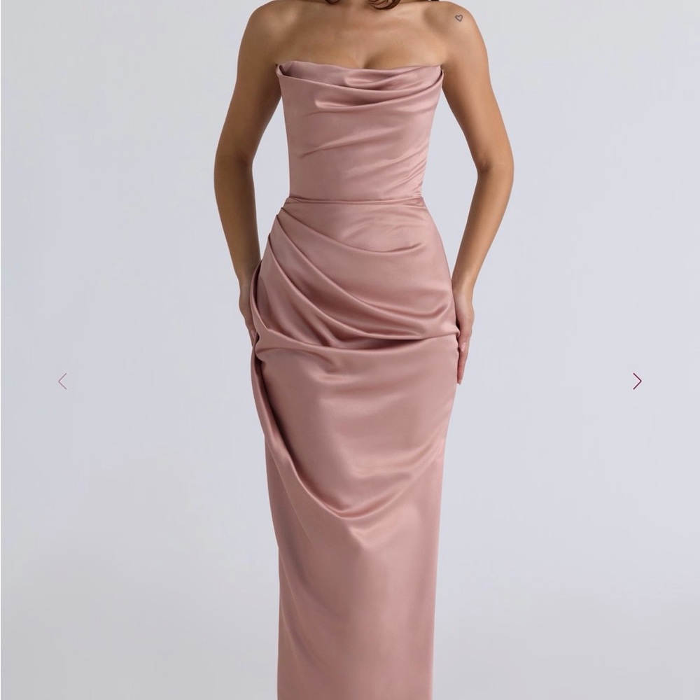 Elegant Pink Strapless Evening Gown